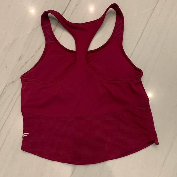 Fabletics - raspberry-colored tank top - Picture 2 of 8